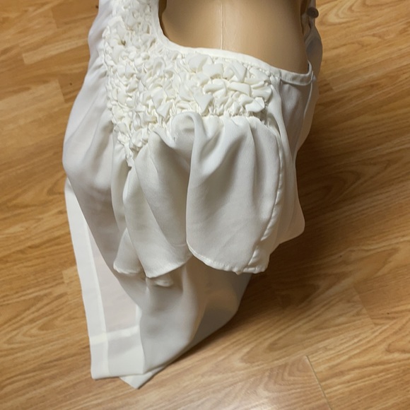 Daniel Rainn  Size M Cream color Cap sleeves - Picture 3 of 8